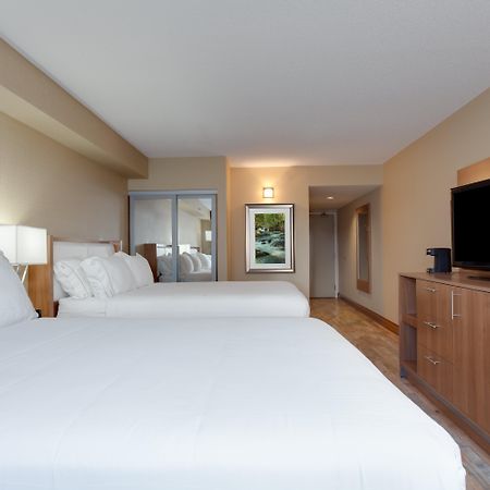 Holiday Inn Express Hotel & Suites Uptown Fredericton By Ihg Dış mekan fotoğraf