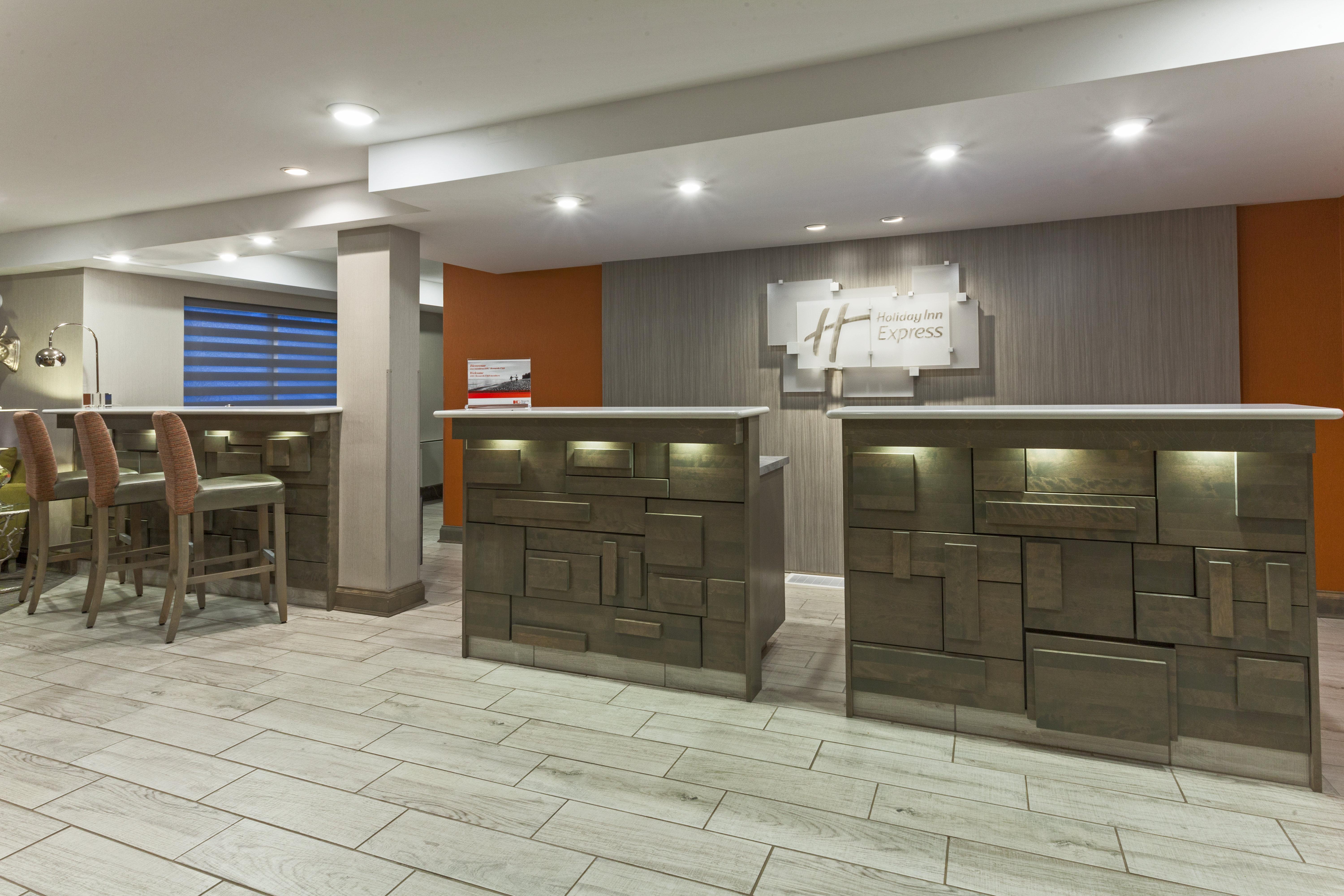Holiday Inn Express Hotel & Suites Uptown Fredericton By Ihg Dış mekan fotoğraf