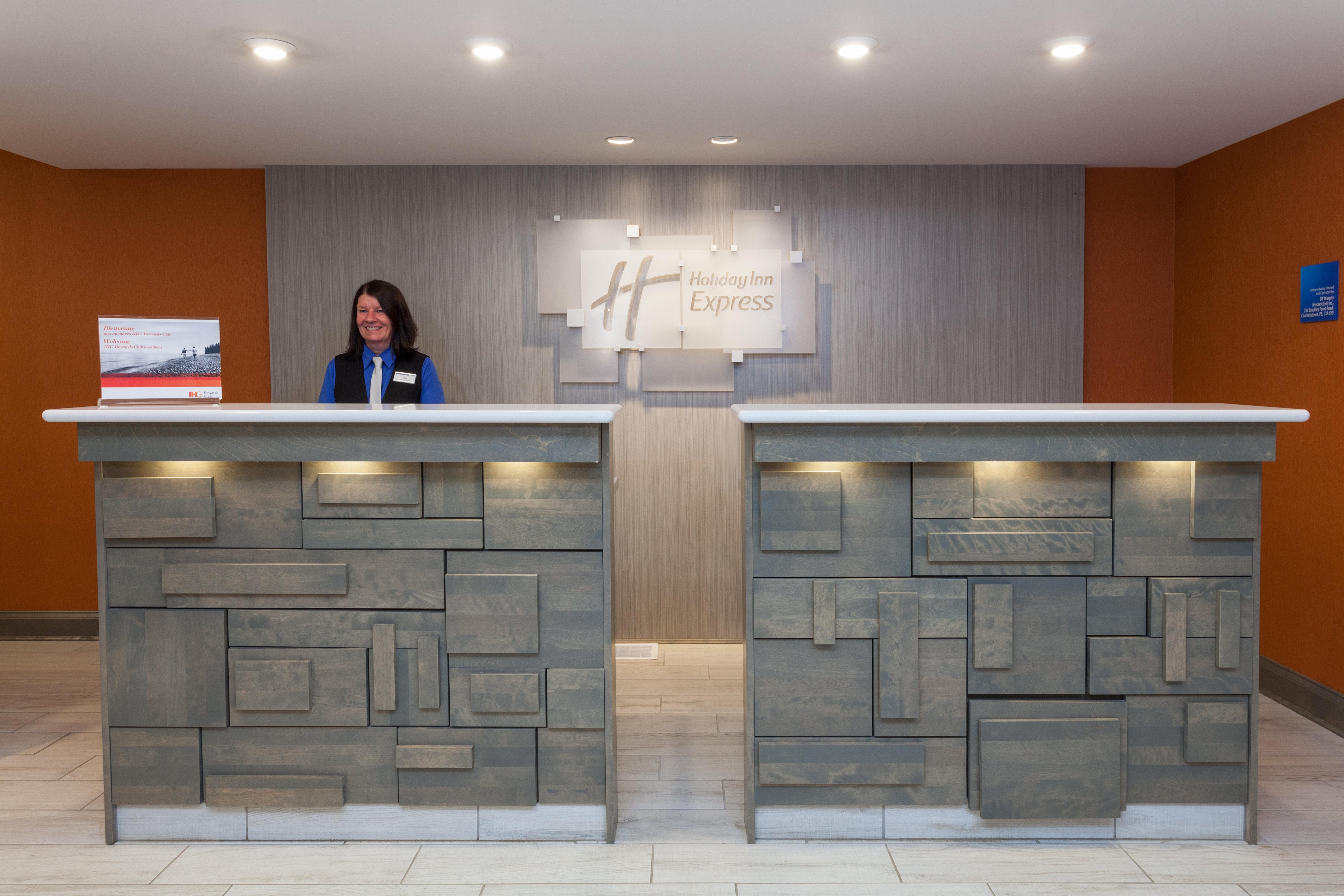 Holiday Inn Express Hotel & Suites Uptown Fredericton By Ihg Dış mekan fotoğraf
