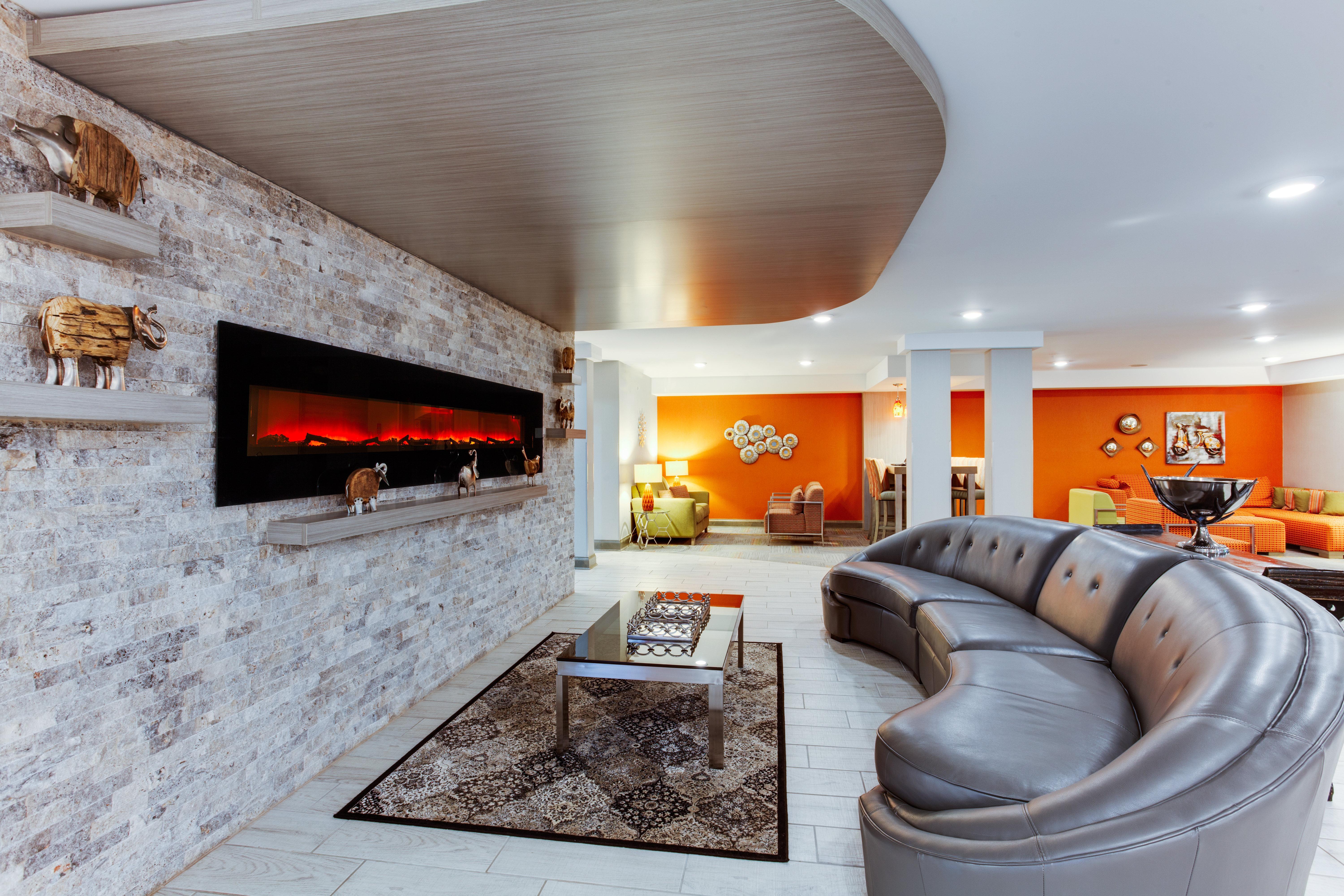 Holiday Inn Express Hotel & Suites Uptown Fredericton By Ihg Dış mekan fotoğraf