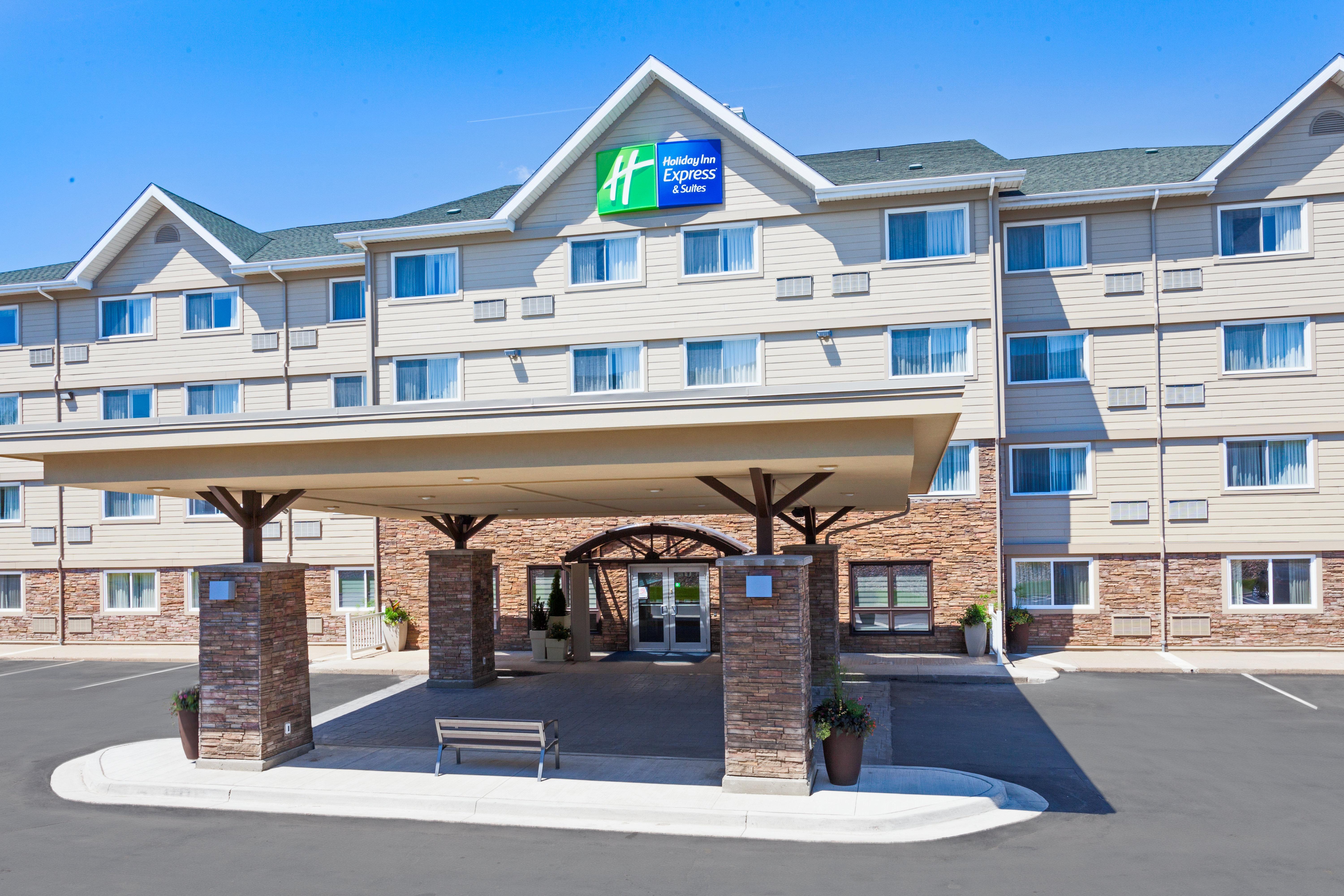 Holiday Inn Express Hotel & Suites Uptown Fredericton By Ihg Dış mekan fotoğraf